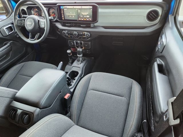 Certified 2024 Jeep Gladiator Willys image 25