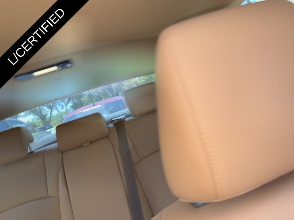 Used 2025 Lexus ES 350 w/ Premium Package image 19