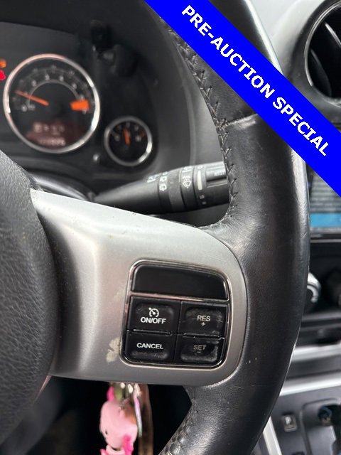 Used 2016 Jeep Compass Latitude image 4