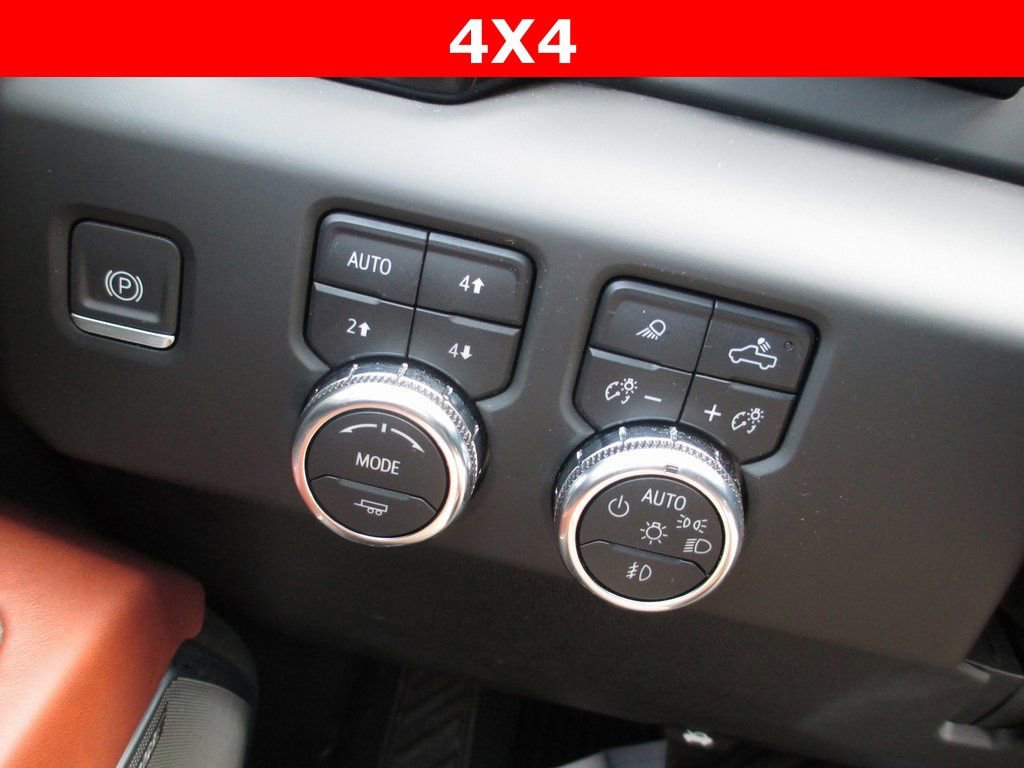 Used 2024 GMC Sierra 2500 Denali Ultimate w/ Max Trailering Package image 32