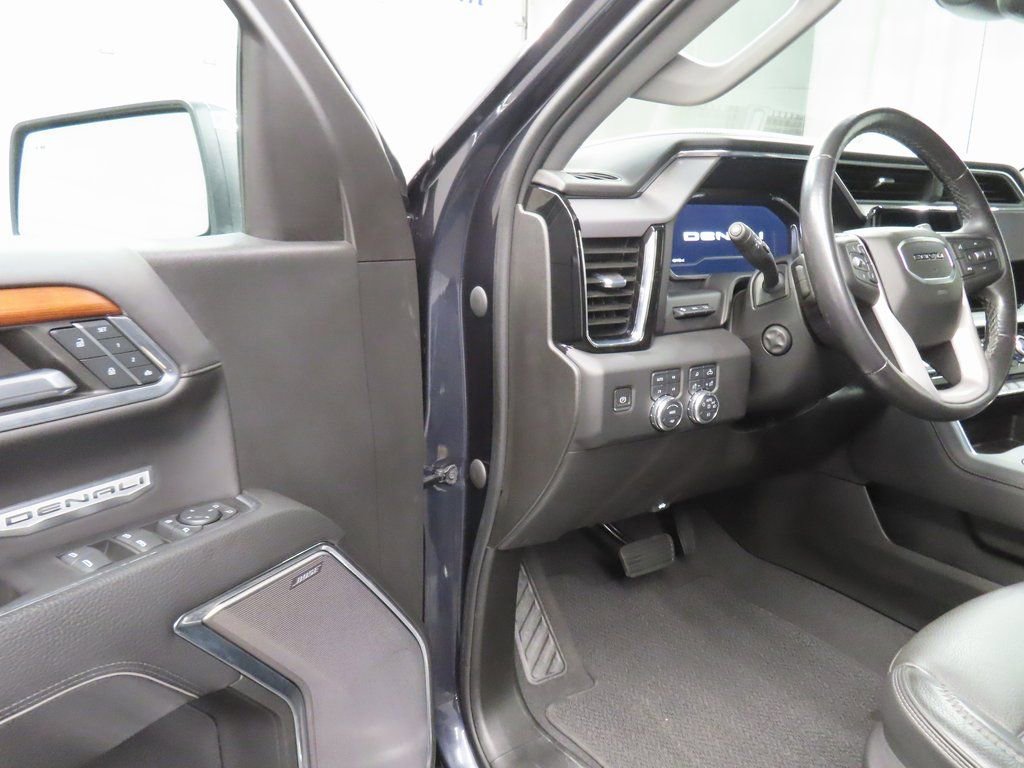 Used 2023 GMC Sierra 1500 Denali w/ Technology Package AWD/4WD image 60
