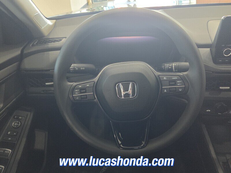 Used 2023 Honda Accord EX image 10
