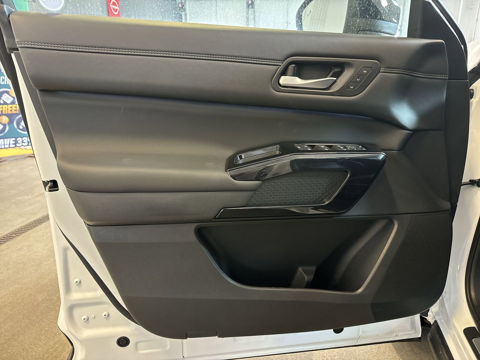 New 2026 Nissan Pathfinder Platinum AWD/4WD image 20