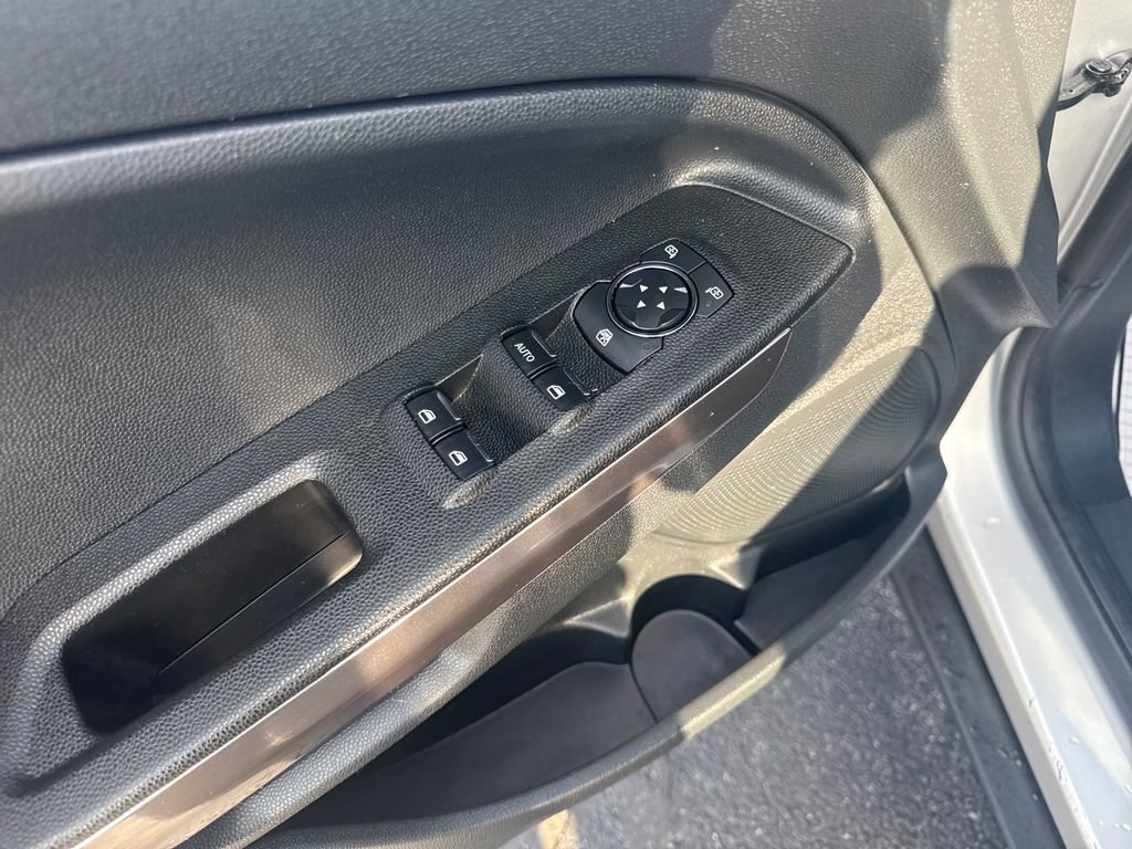 Used 2021 Ford EcoSport SE w/ SE Convenience Package image 28