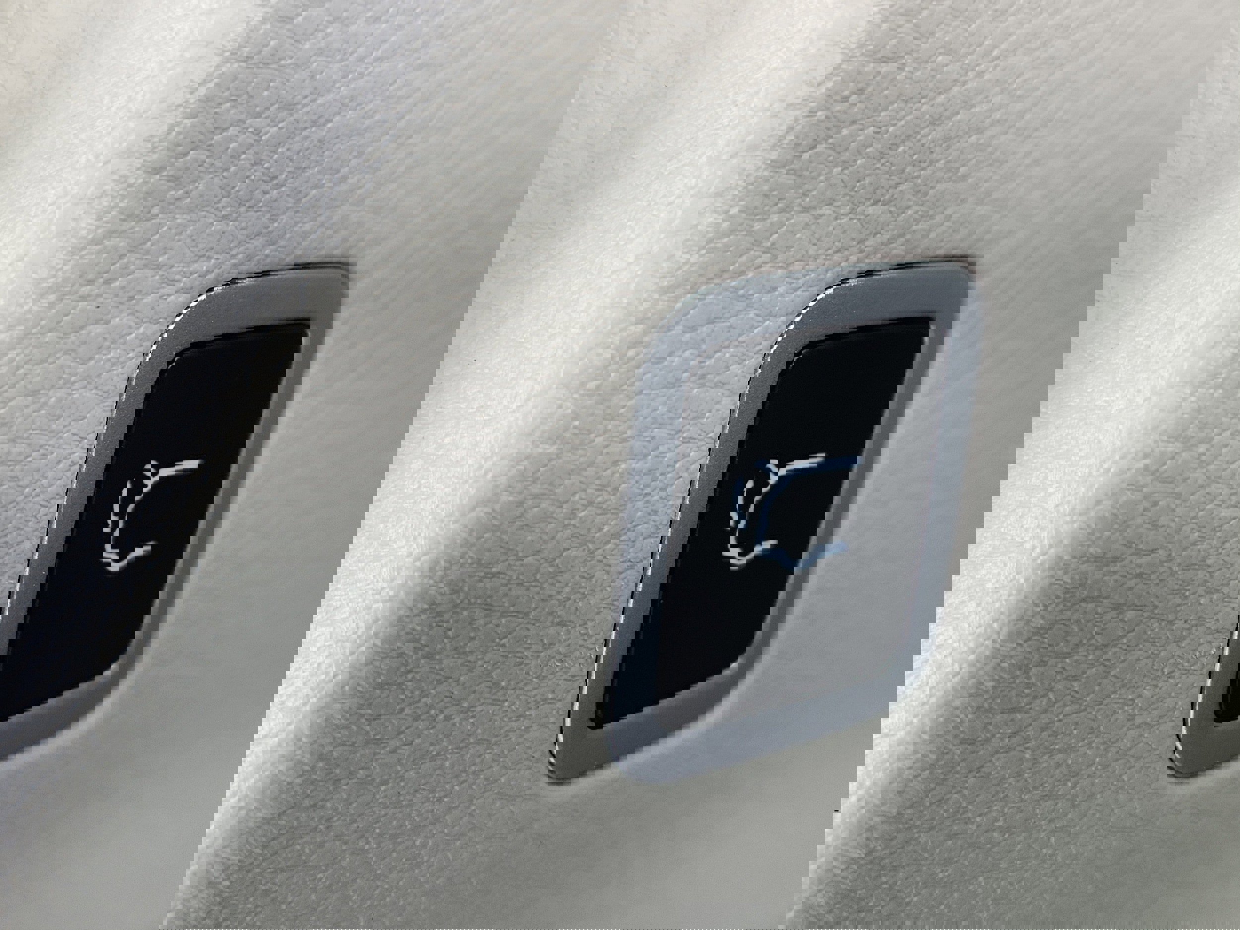 Used 2024 Chrysler Pacifica Touring-L image 26