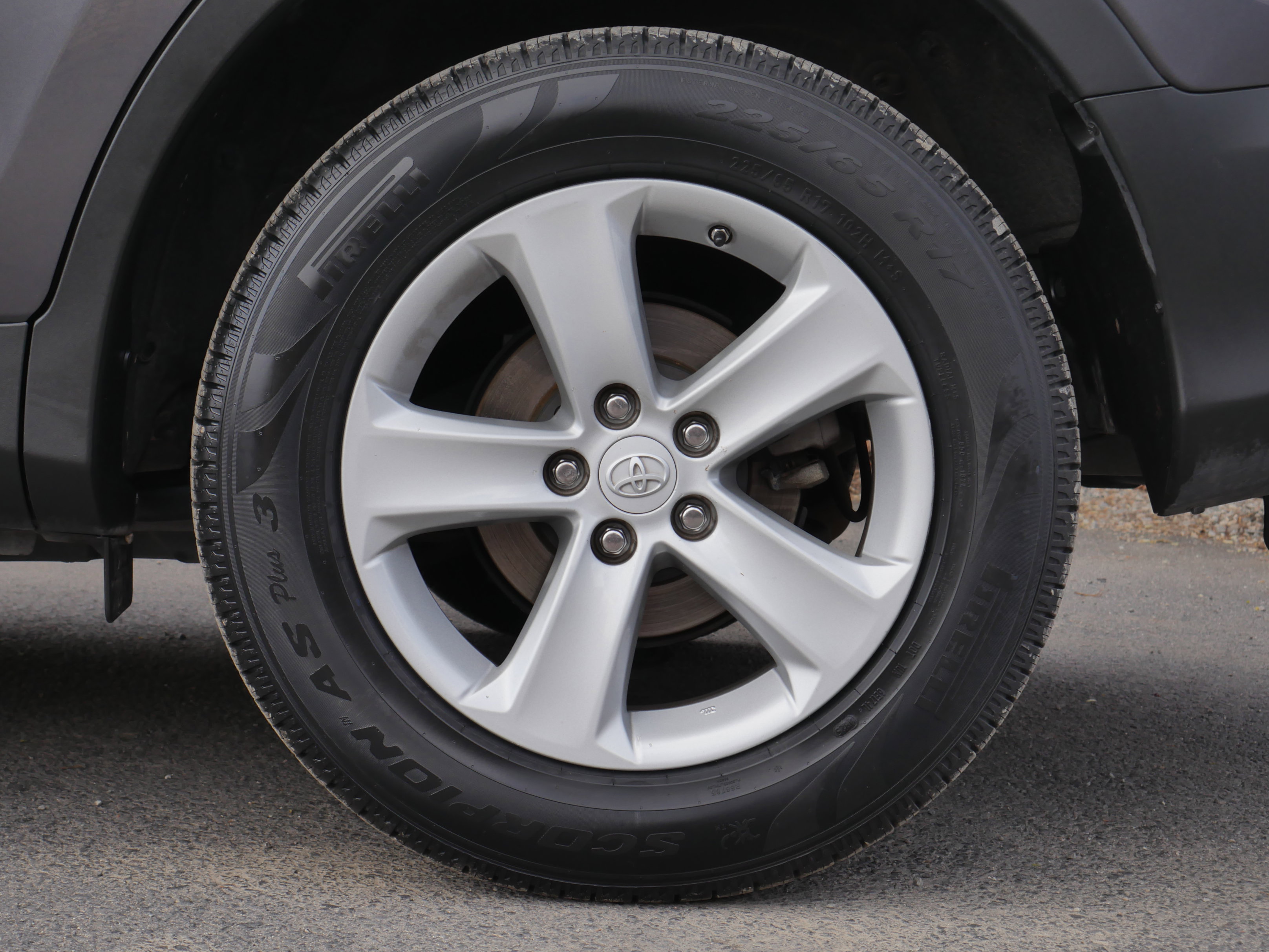 Used 2014 Toyota RAV4 XLE FWD image 17