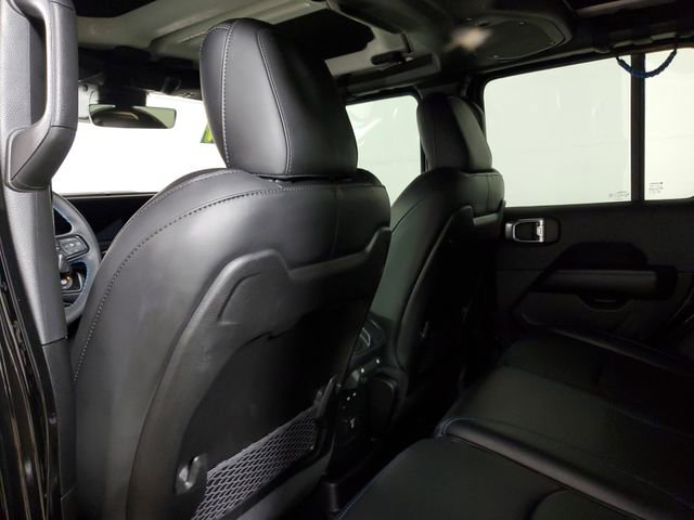 Used 2024 Jeep Wrangler Unlimited Rubicon 4xe image 11