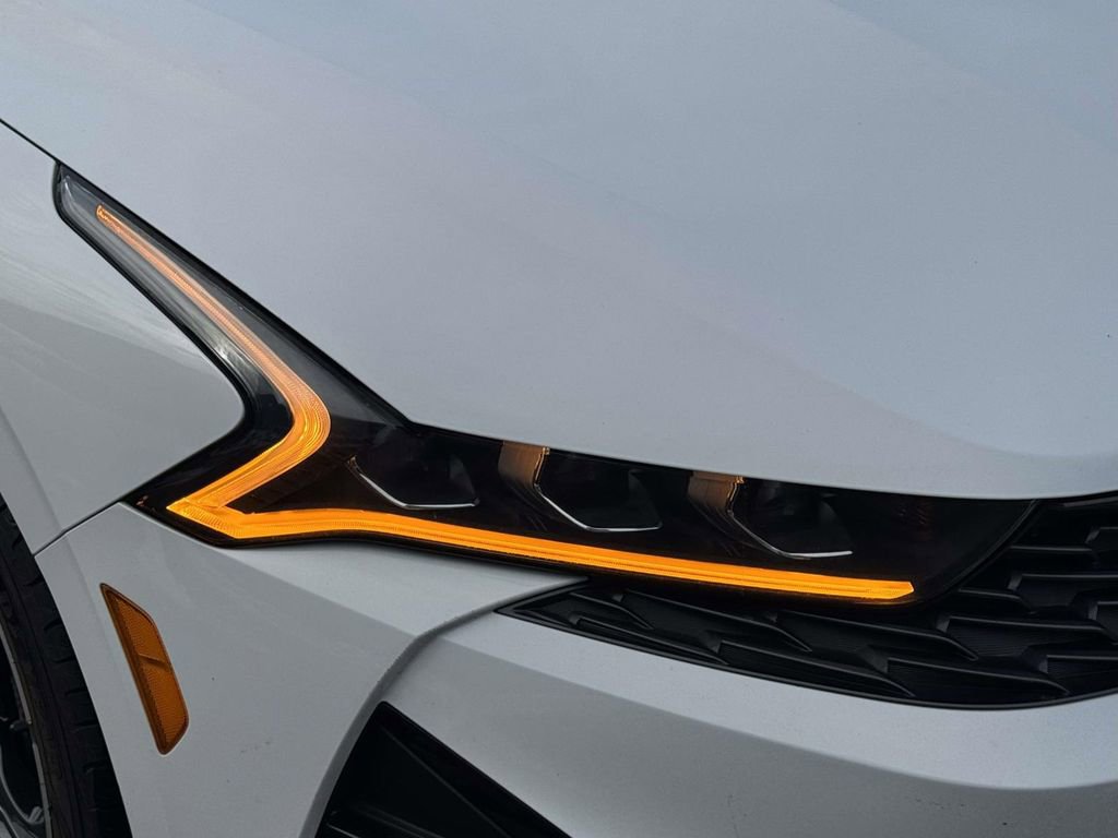 Used 2023 Kia K5 GT-Line AWD/4WD image 8