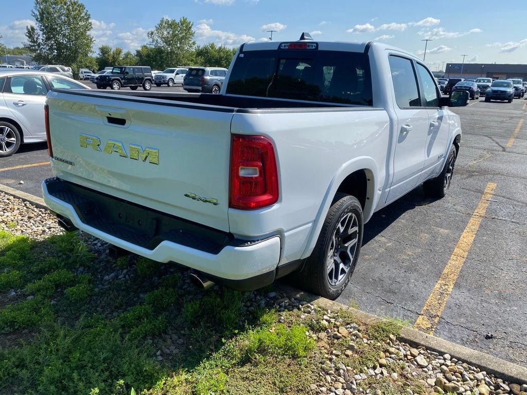 Used 2025 RAM 1500 Laramie w/ Sport Appearance Package AWD/4WD image 4