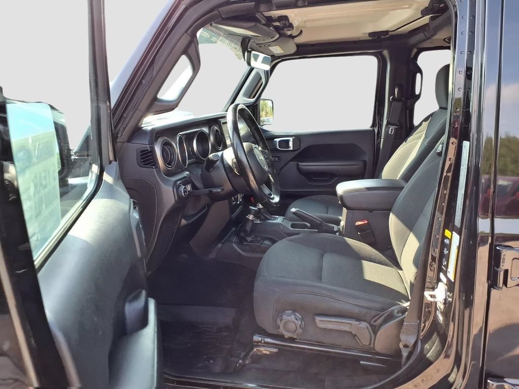 Used 2021 Jeep Gladiator Sport AWD/4WD image 26