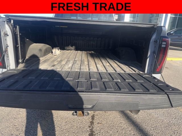 Used 2024 GMC Sierra 2500 AT4X image 8