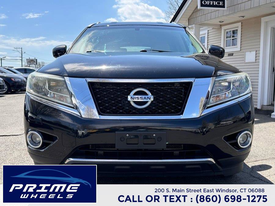 Used 2015 Nissan Pathfinder SV w/ Trailer Tow Package AWD/4WD image 2