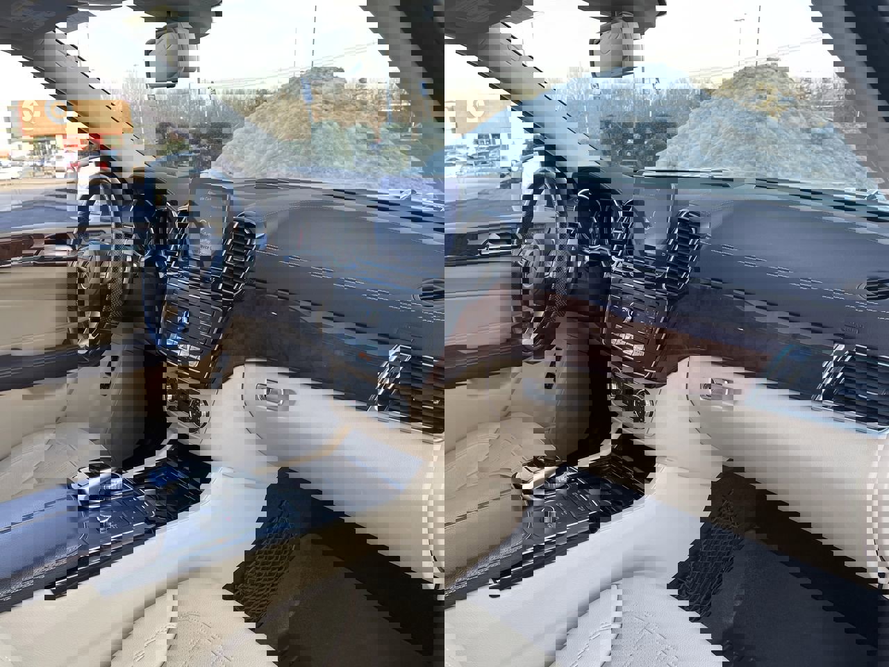 Used 2019 Mercedes-Benz GLS 450 4MATIC image 29