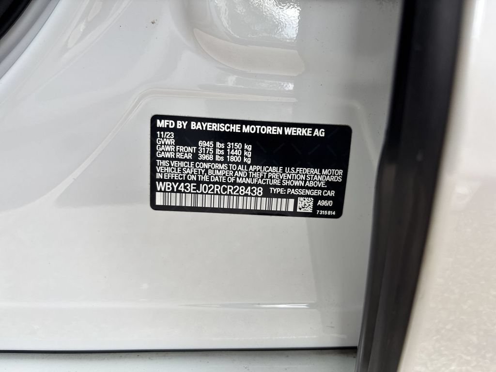 Certified 2024 BMW i7 eDrive50 RWD image 23