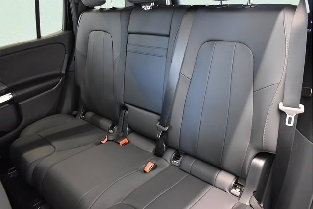 New 2026 Mercedes-Benz GLB 250 4MATIC image 10