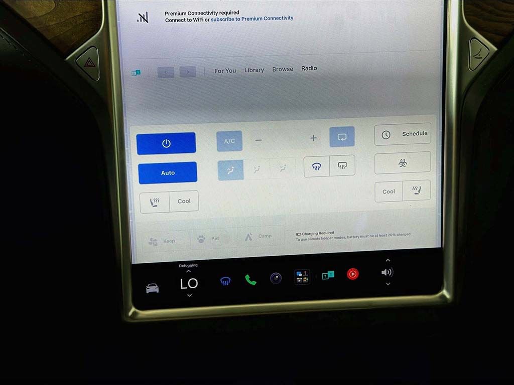 Used 2017 Tesla Model X 90D AWD/4WD image 38