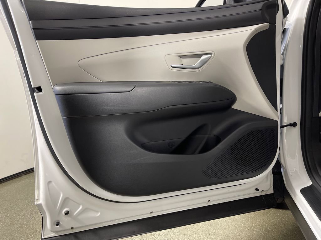 Certified 2025 Hyundai Tucson SEL FWD image 19