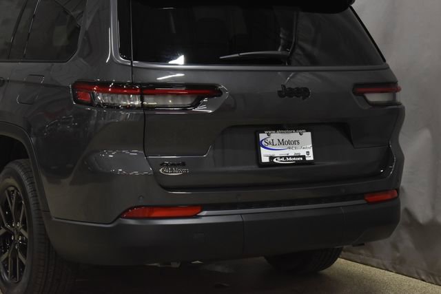 New 2026 Jeep Grand Cherokee L 4WD image 9