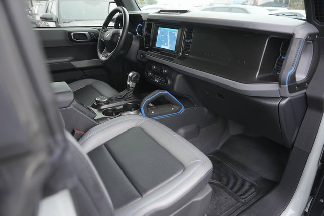 Used 2022 Ford Bronco Black Diamond w/ Sasquatch Package image 17