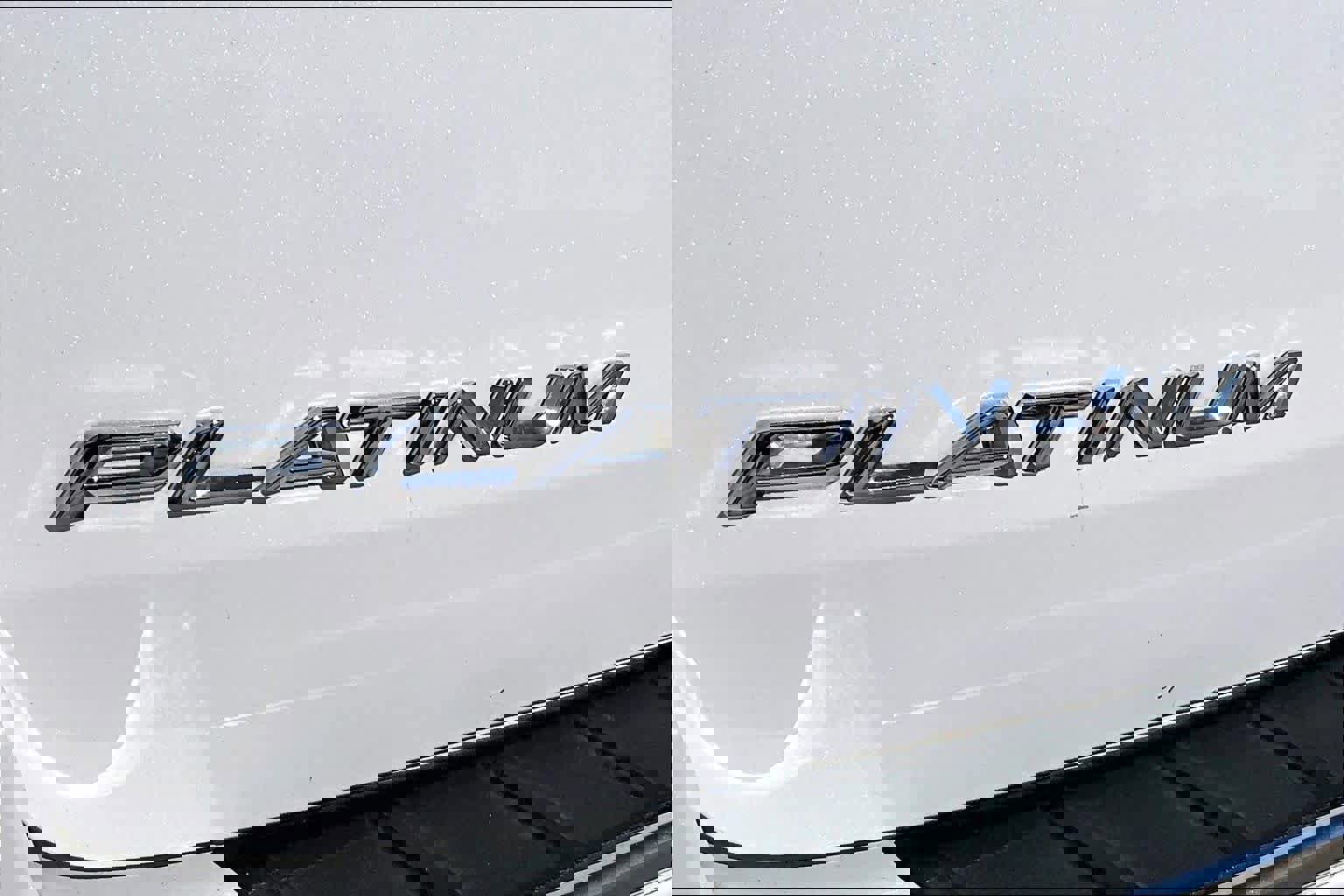 Used 2021 Ford Explorer Platinum w/ Equipment Group 601A image 9