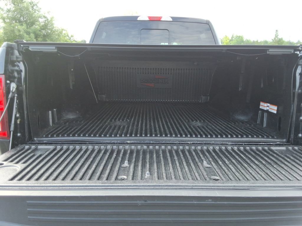 Used 2020 Ford F150 Lariat RWD image 16