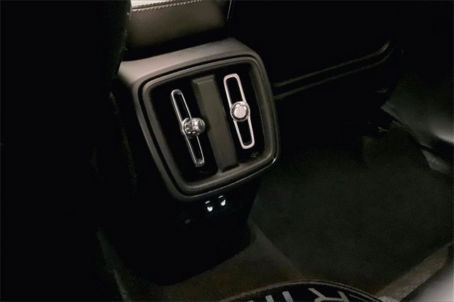 Certified 2023 Volvo XC40 B5 Core w/ Convenience Package image 34