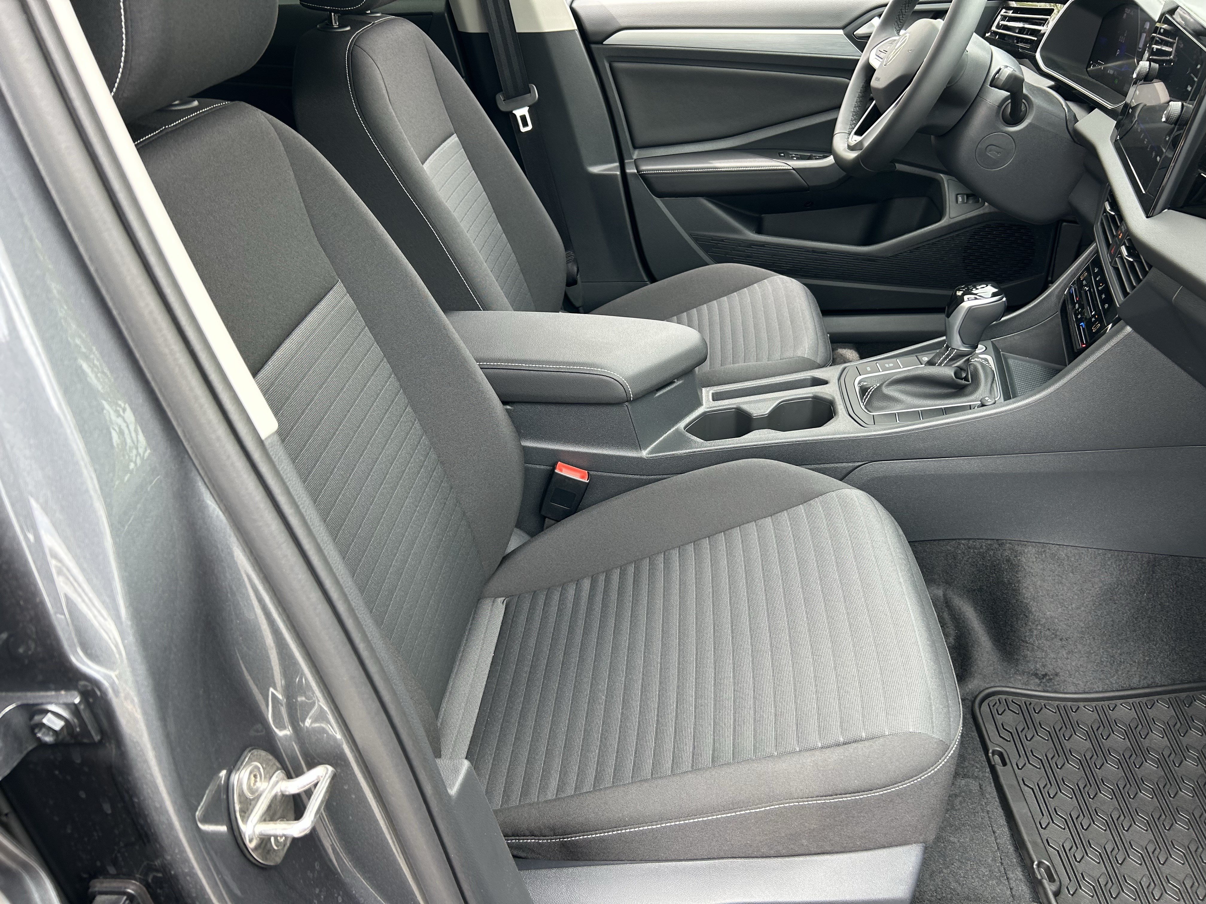New 2027 Volkswagen Jetta S FWD image 8