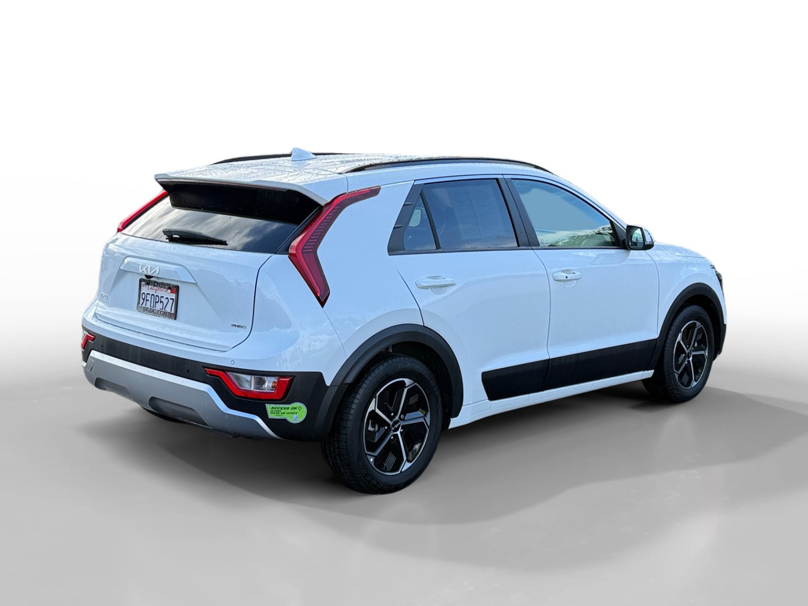 Used 2023 Kia Niro EX FWD image 5