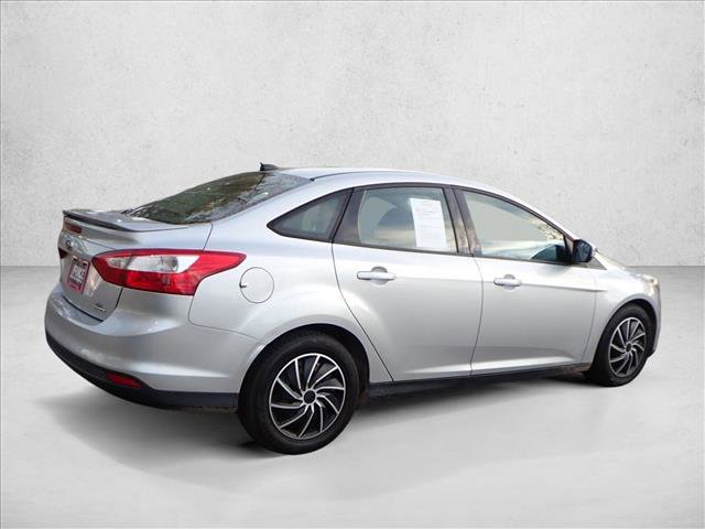 Used 2013 Ford Focus SE w/ Super Fuel Economy (SFE) Pkg image 4
