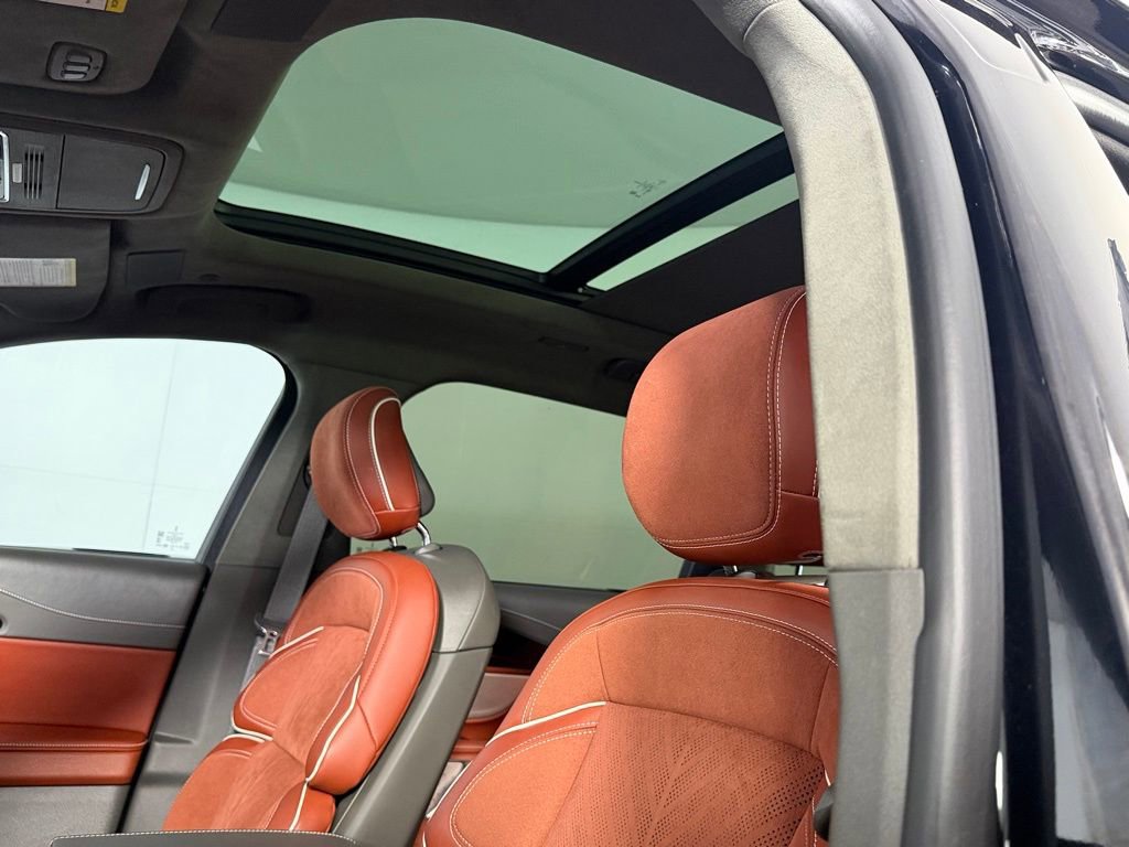 Used 2025 Lincoln Nautilus Black Label w/ Jet Appearance Package AWD/4WD image 24