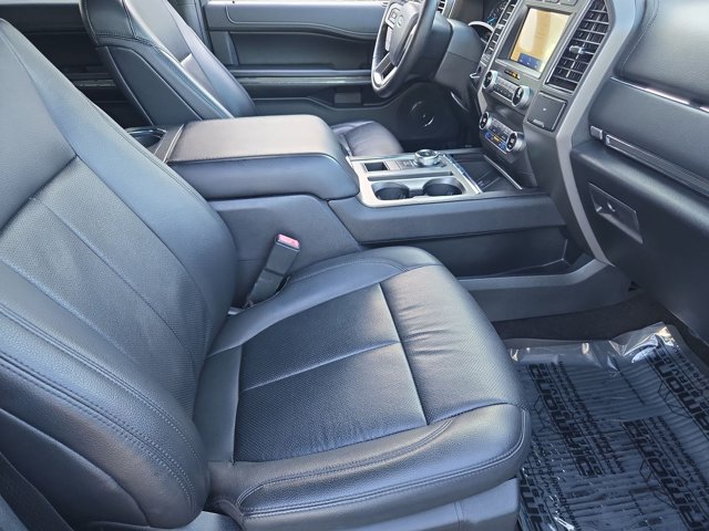 Used 2020 Ford Expedition XLT w/ Equipment Group 202A RWD image 20