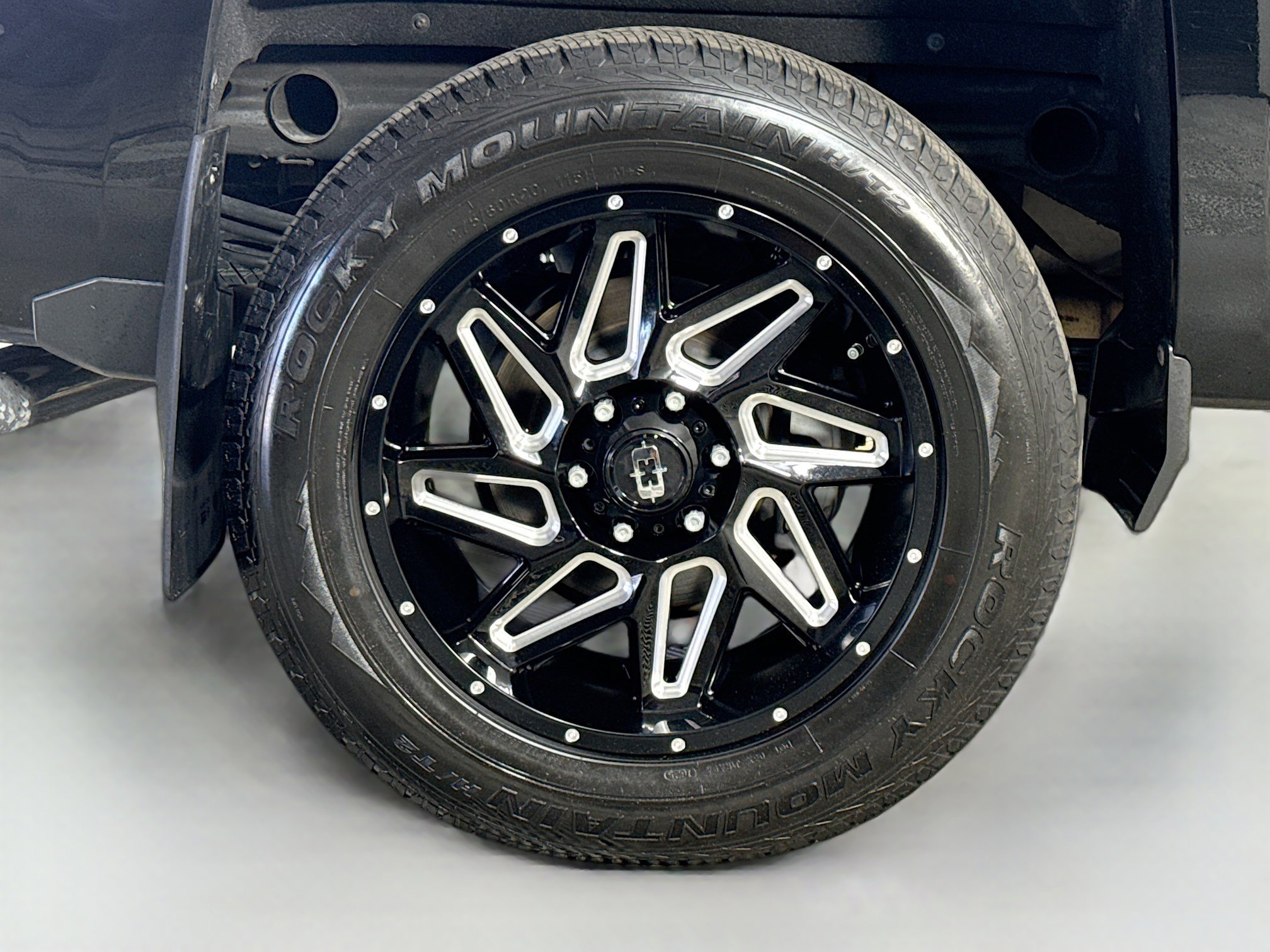Used 2018 Chevrolet Silverado 1500 LT w/ Texas Edition RWD image 33