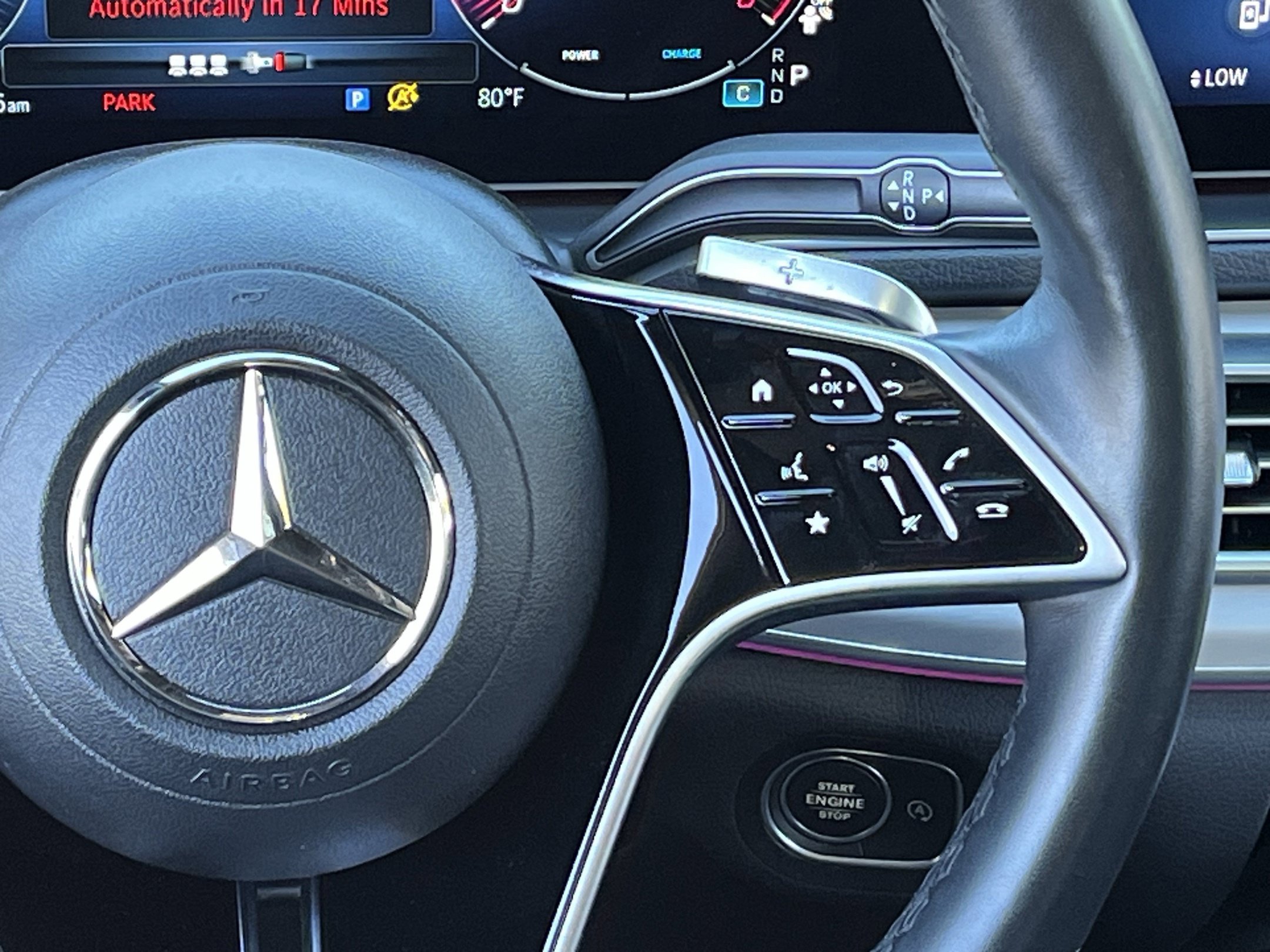 Used 2025 Mercedes-Benz GLE 350 4MATIC w/ Driver Assistance Package image 15