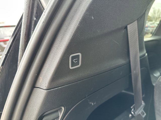 Used 2019 Chrysler Pacifica Touring Plus w/ S Appearance Package image 11