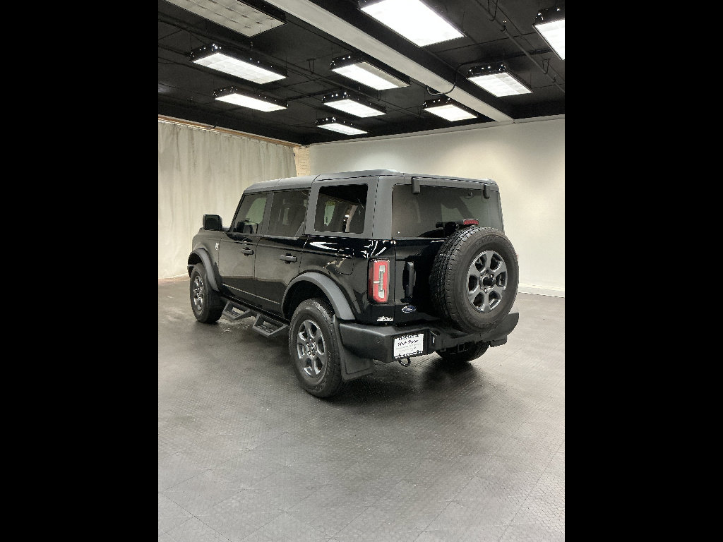 Used 2024 Ford Bronco Big Bend image 3