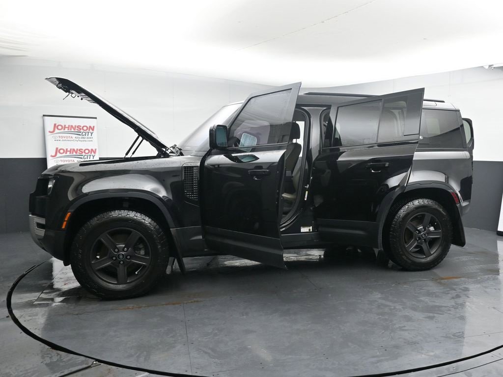 Used 2022 Land Rover Defender 110 S image 43