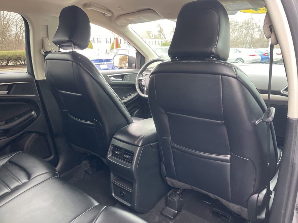 Used 2024 Ford Edge SEL image 15