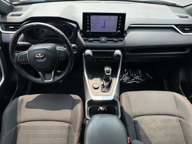 Used 2021 Toyota RAV4 SE w/ Weather & Moonroof Package AWD/4WD image 26