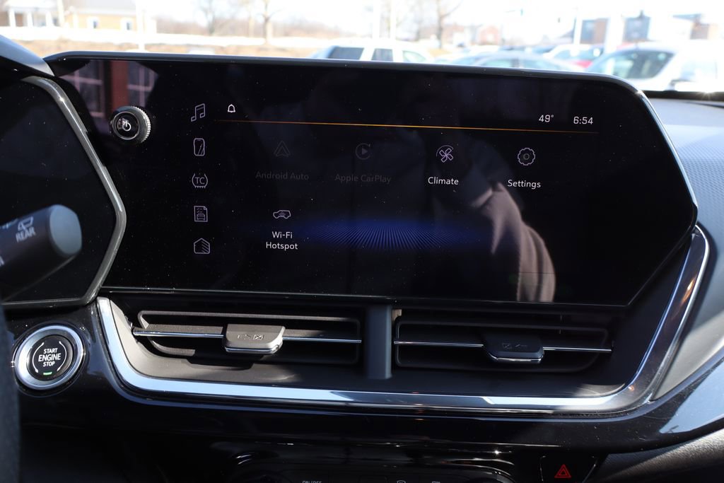 Used 2024 Chevrolet Trax RS w/ Driver Confidence Package image 18