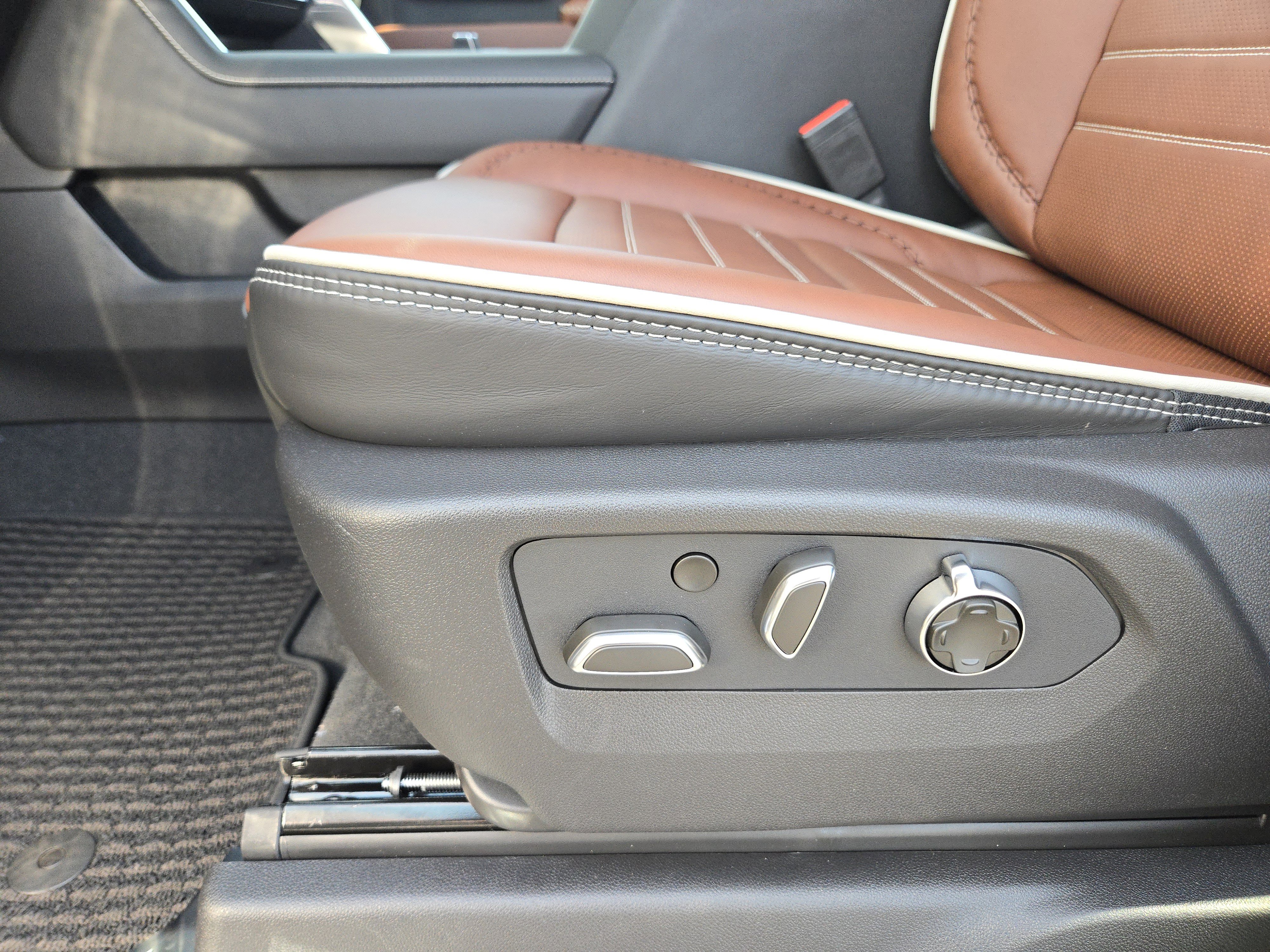 New 2026 GMC Sierra 3500 Denali Ultimate image 18