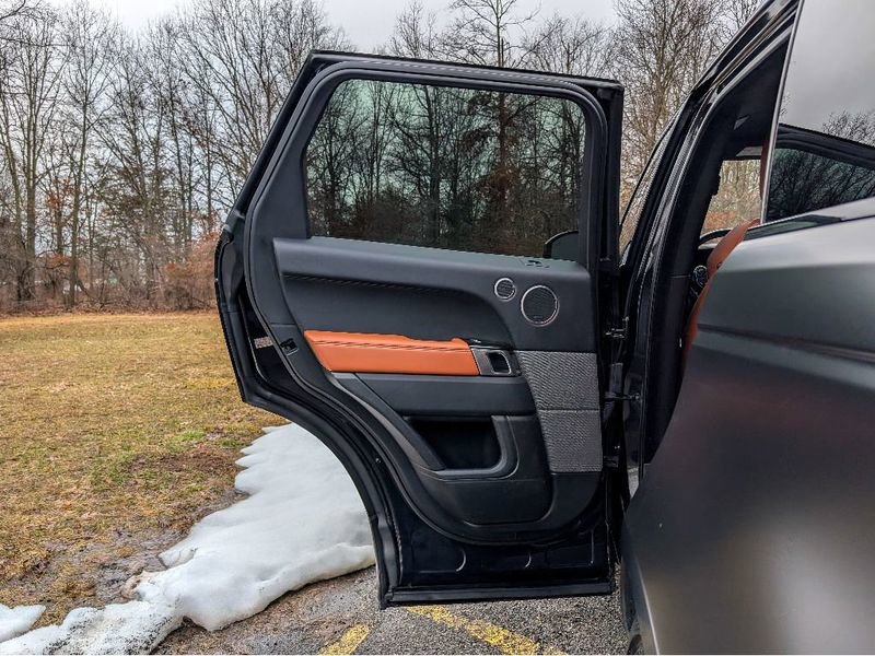 Used 2016 Land Rover Range Rover Sport Supercharged image 11