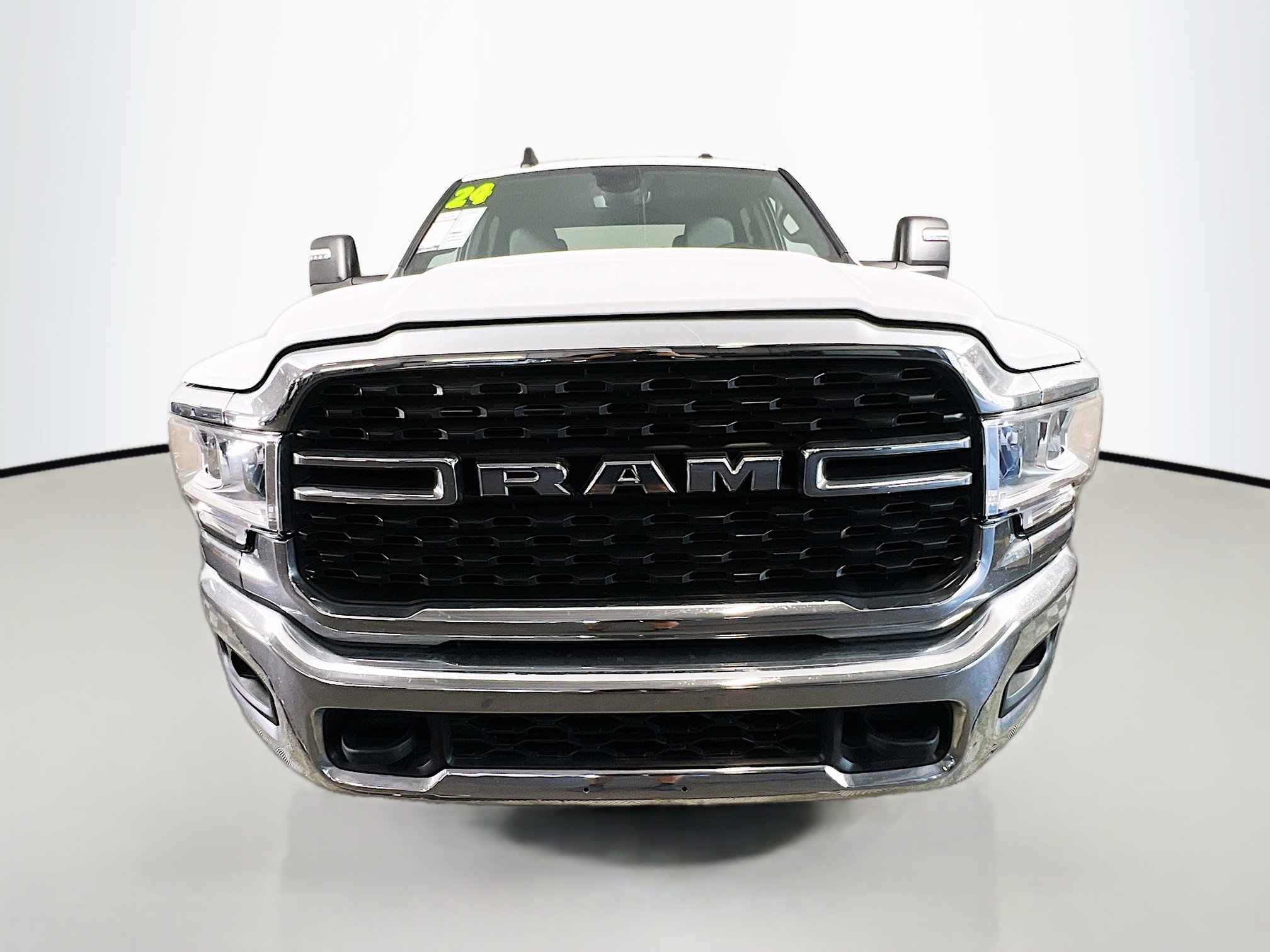 Used 2024 RAM 3500 Big Horn AWD/4WD image 10