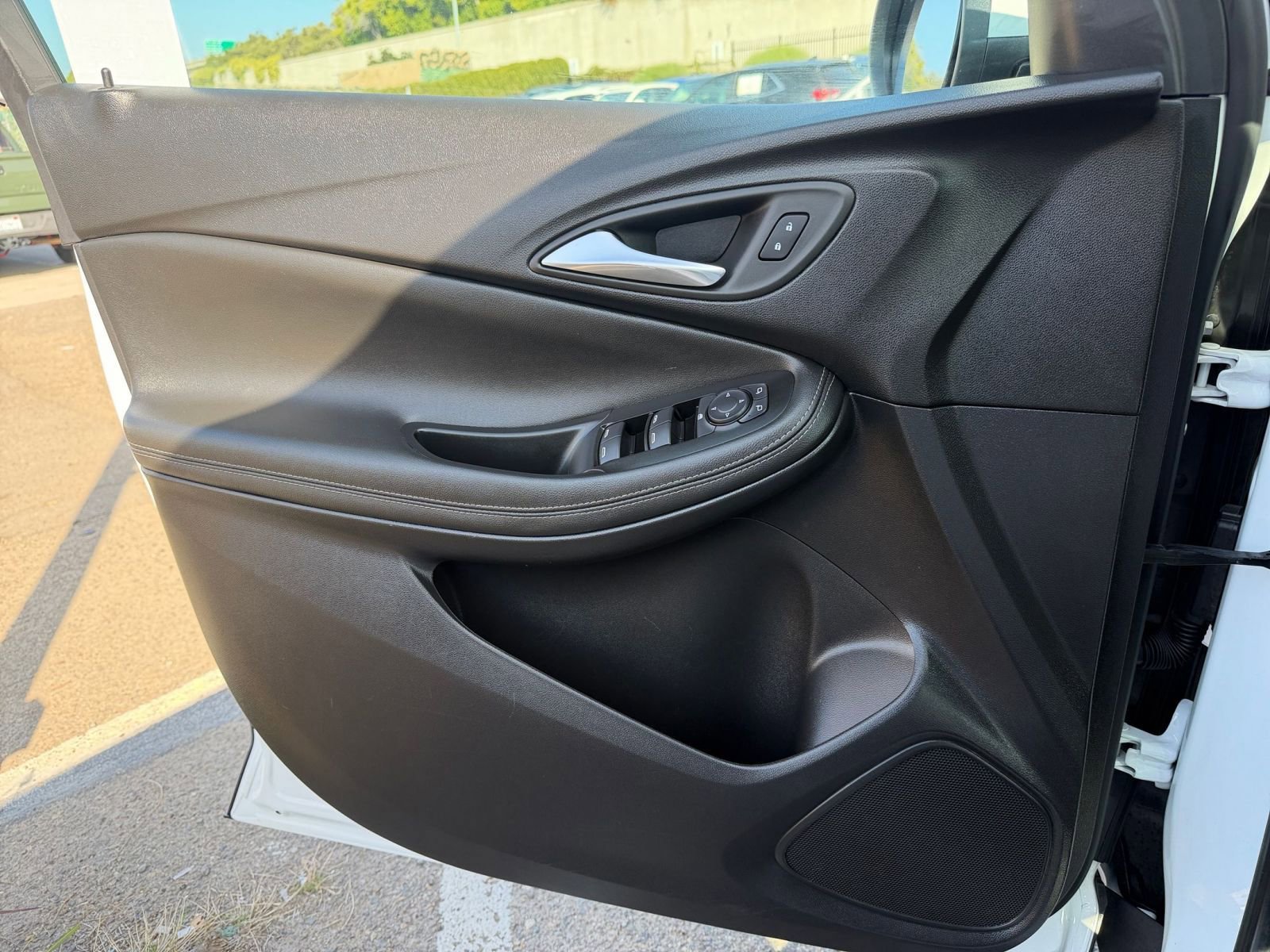 Used 2025 Buick Encore GX Preferred image 20