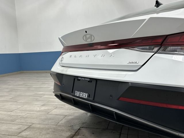 Used 2024 Hyundai Elantra Limited image 33