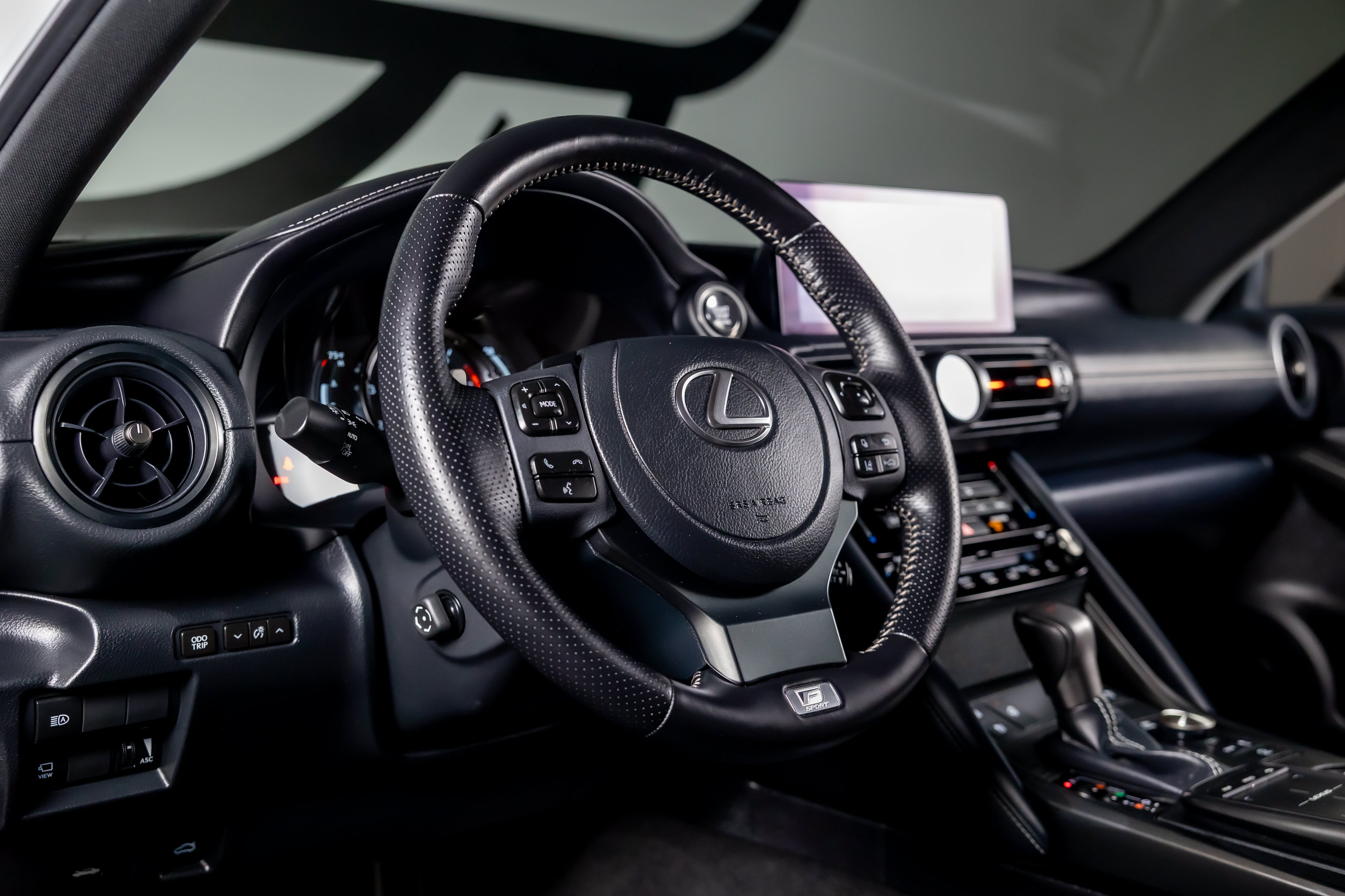 Used 2023 Lexus IS 350 F Sport w/ Navigation Package RWD image 34