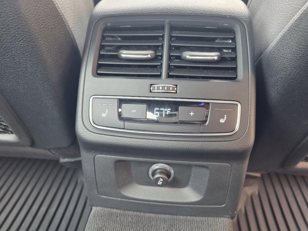 Used 2018 Audi A4 2.0T Ultra Premium Plus w/ Premium Plus Package FWD image 28