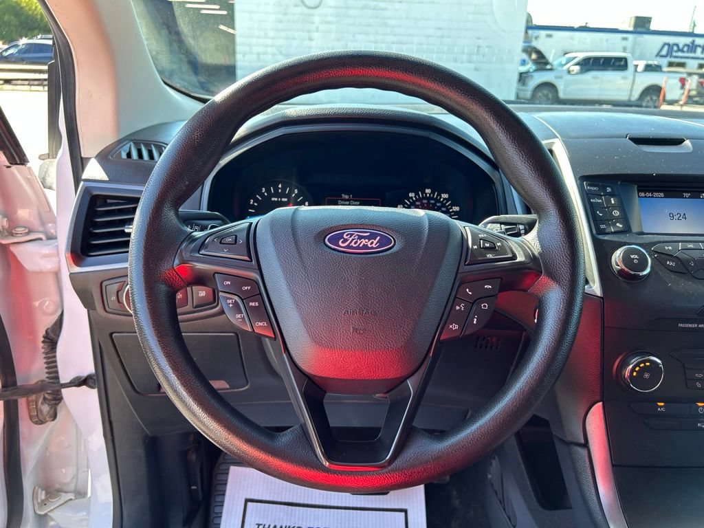 Used 2019 Ford Edge SE AWD/4WD image 17