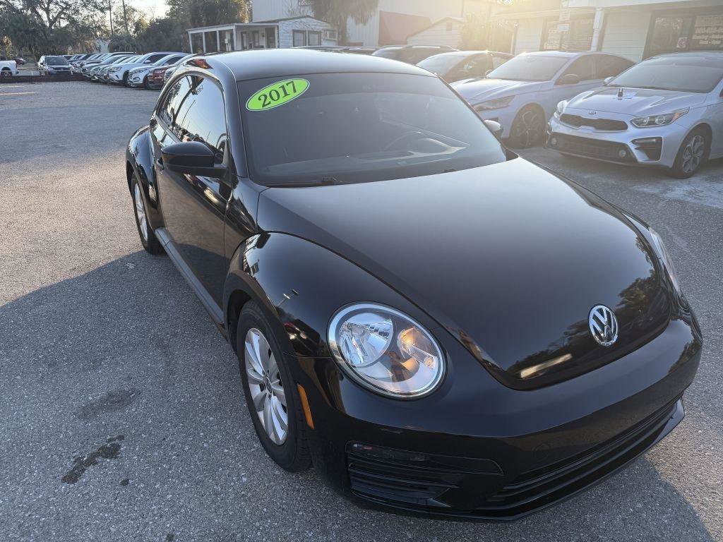 Used 2017 Volkswagen Beetle 1.8T S FWD image 3