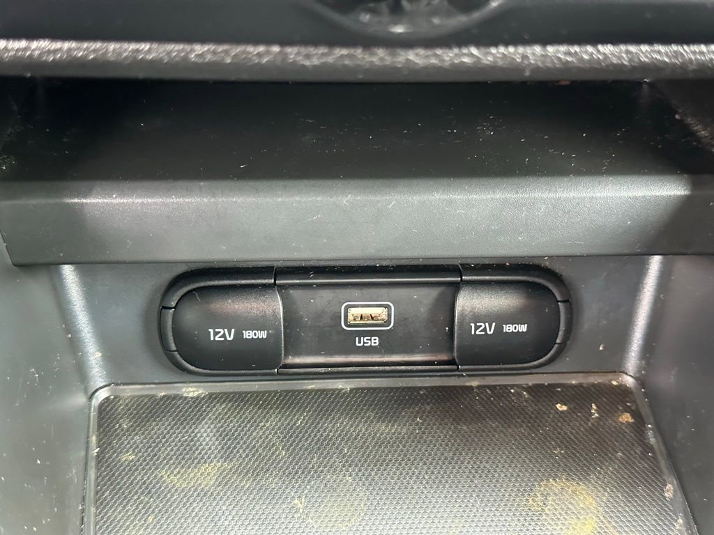 Used 2023 Kia Soul LX w/ LX Technology Package image 27