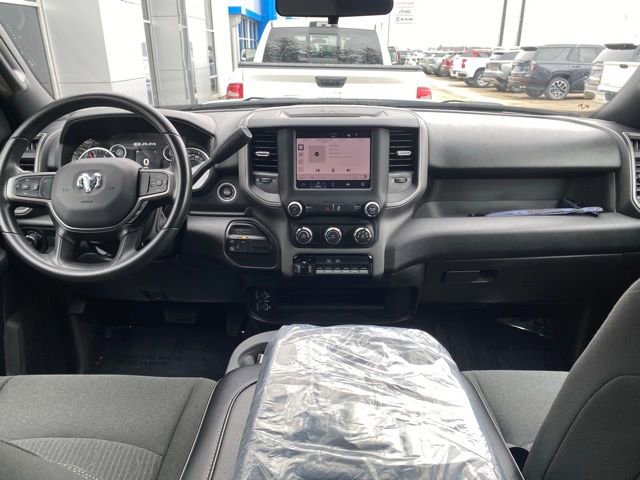 Used 2024 RAM 2500 Tradesman w/ Chrome Appearance Group image 16